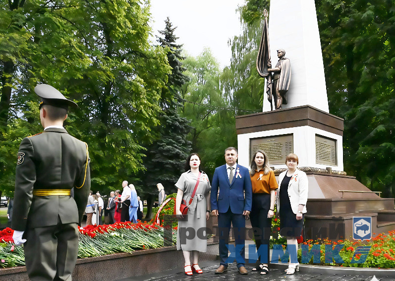 Возложение и митинги ко Дню освобождения Гродно_июль_2025_3.jpg